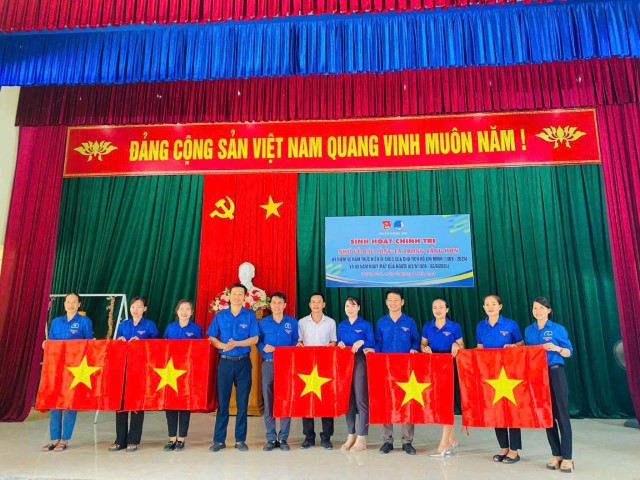  SINH HOẠT CHÍNH TRỊ “NHỚ VỀ BÁC LÒNG TA TRONG SÁNG HƠN”